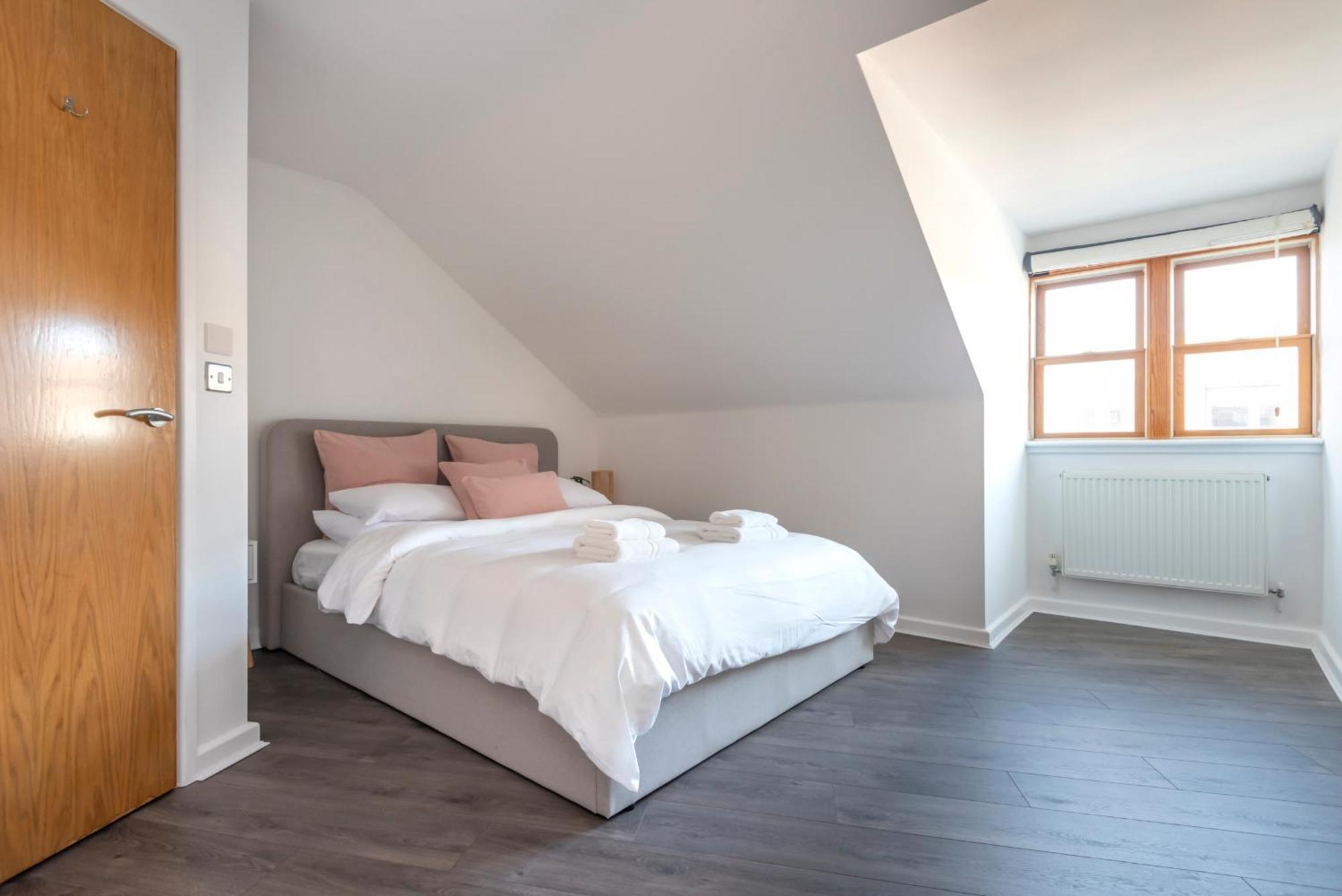 The Loft - Spacious Luxury 2 Bed 2 Bath With Free Secure Parking And Tube Close By Londýn Exteriér fotografie